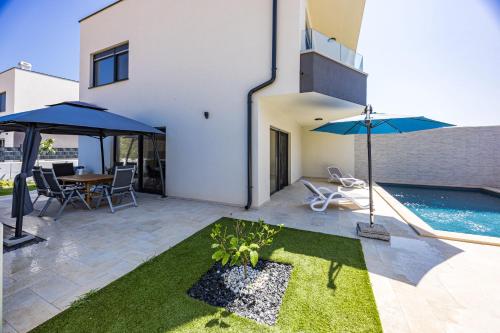 Fasilitas, Villa Lina in Liznjan