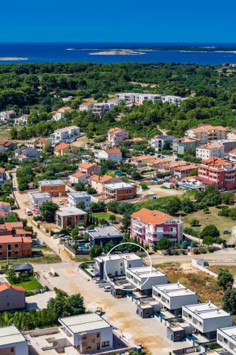 Tampilan eksterior, Villa Lina in Liznjan