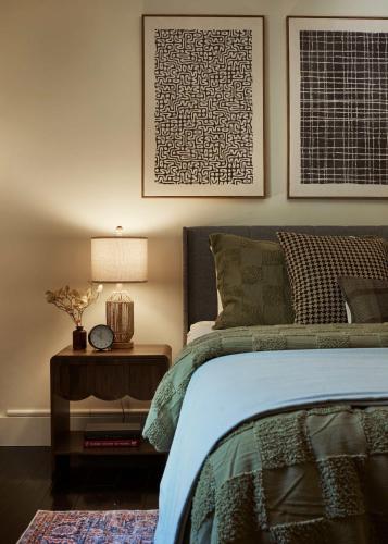 NEW Designer Hollywood Hills Hideaway by Universal, Los Angeles (photo 10)