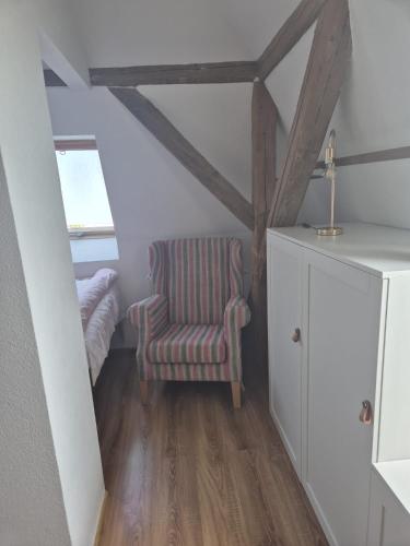 1 king bed, 1 twin bed, 1 sofa bed