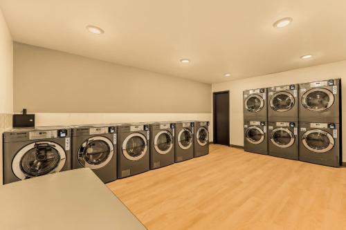 LivAway Suites Salt Lake City- Draper