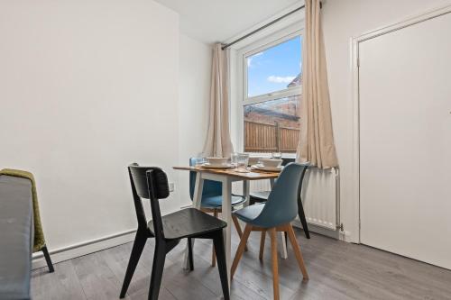 The Sheriff's Den in 達勒斯