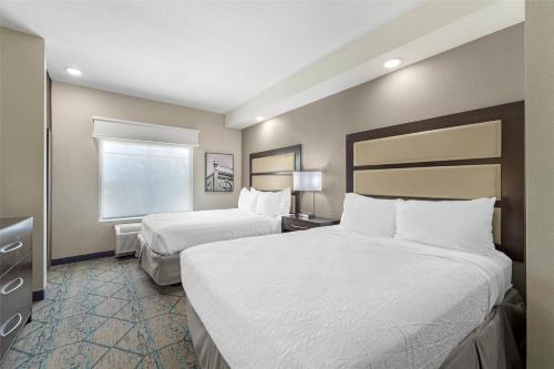Best Western Plus McPherson - image 9