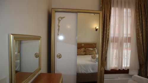 Blue Eye Suites - image 10
