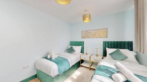 Modern 5 Bed Home by Wembley Stadium Sleeps 11 and Free Parking, Londyn (zdjęcie 11)