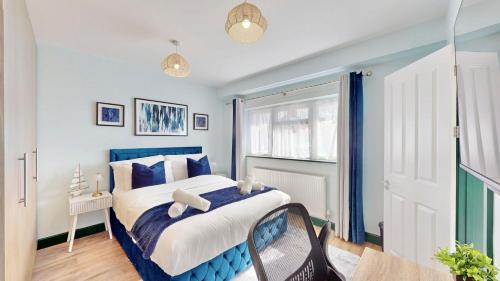 Modern 5 Bed Home by Wembley Stadium Sleeps 11 and Free Parking, Londyn (zdjęcie 6)
