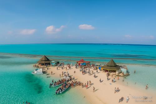 Taybo House by St Hoteles in San Andres Island