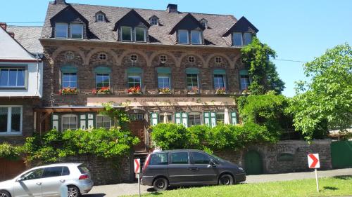 Gästehaus zum Moseltal - Accommodation - Ellenz-Poltersdorf