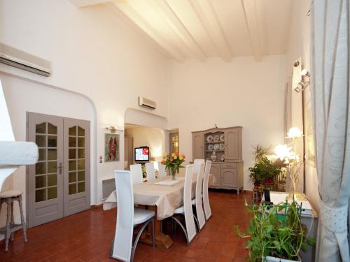 Facilities, Villa in Bagnols with Pool  Near Nature Parks near La Bastide du Clos des Roses