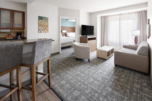 Staybridge Suites Harrisburg-Hershey By IHG in 哈里斯堡市中心