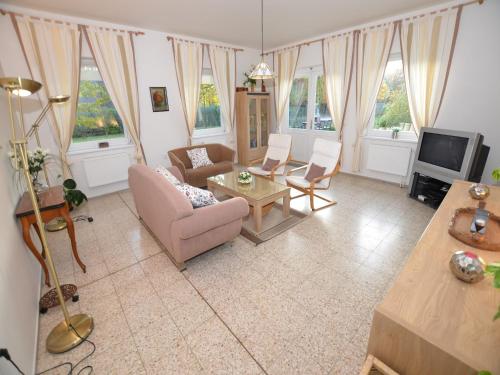 Apartment in Nemojov near Forest and Pool in เนโมยอฟ