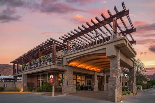 Best Western Plus Canyonlands Inn - image 14