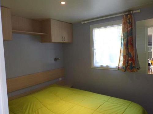 Mobil-home confortable avec terrasse pour 6 personnes - API-1-52-647 in La Cassagne