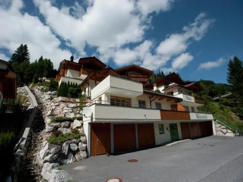 Chalet in Saalbach with Sauna in Saalbach-Hinterglemm, Österreich
