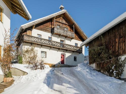 Farmhouse in St Johann im Pongau with Sauna in St. Johann im Pongau, Österreich