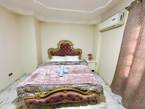 Queen of the pyramids hotel - image 9