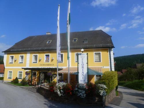 Florianihof in Miesenbach, Österreich