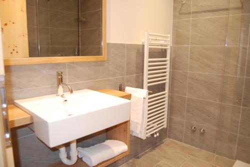 Superior Double or Twin Room with Lake View