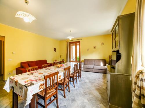 Iekārtas, Typical Piedmontese house in the Langhe in San Giorgio Scarampi