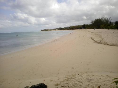 Beach, Spacious Colonial in Bridgetown