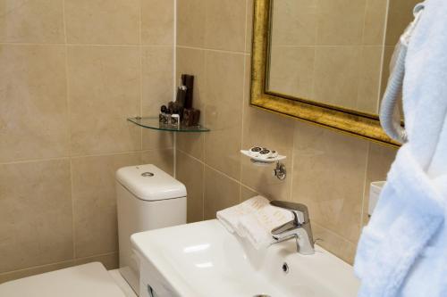 De Volan Boutique Hotel - image 7