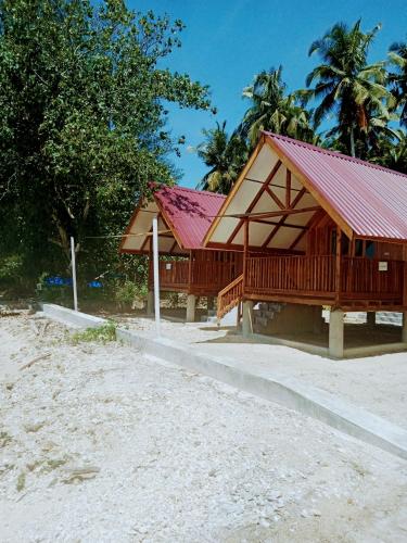 Seabreeze Bangalow in Teluk Dalam