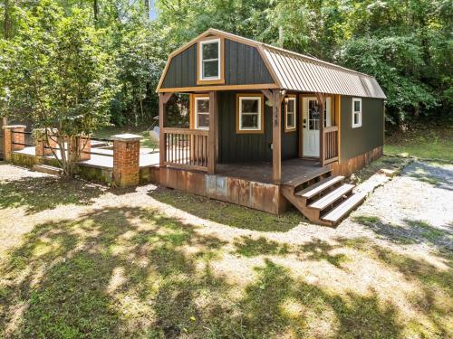 Casey Paradise Tiny Home Mountain Retreat in Cullowhee, Vereinigte Staaten von Amerika