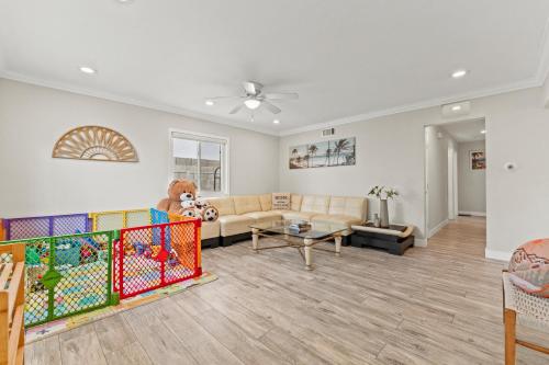Peaceful Home Near Beach & Disneyland in Garfield