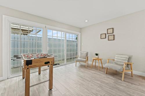 Peaceful Home Near Beach & Disneyland in Garfield