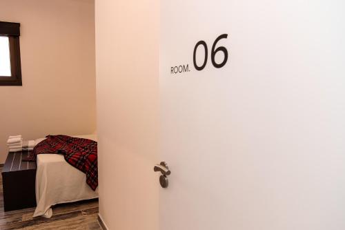 8 Rooms Tarifa - image 4