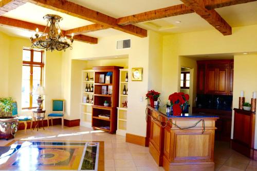 Удобства, CaliPaso Winery & Villa in Wellsona
