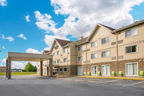 . Quality Inn & Suites