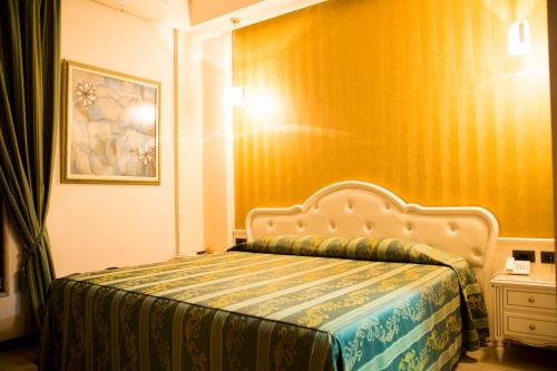 Oxford hotel, Tirana (photo 3)