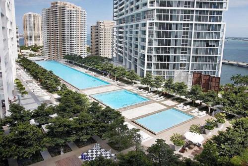 48th Floor ocean View Brickell 1