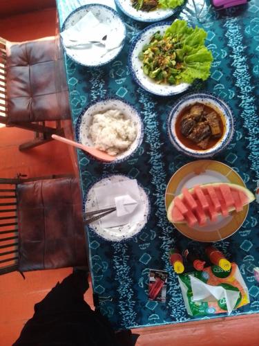 Orangutan Borneo Tour Tanjung Puting in Kumai Hulu