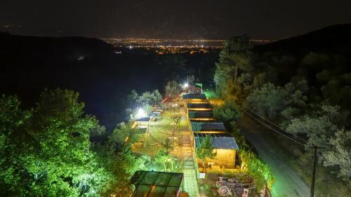 Balcony/terrace, Ida Tahtalıkoy Bungalov in Kizilkecili