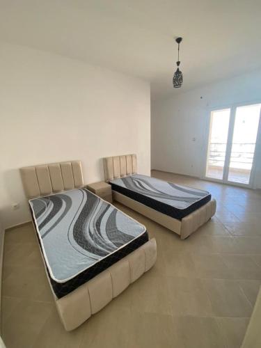 Magnifique Duplex Vue Mer 4 chambres Bénian (Magnifique Duplex Vue Mer 4 chambres Benian) in Ain Benian