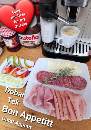 餐飲選擇, Lovely Rooms Rovinj in 朗域紮斯柯切羅