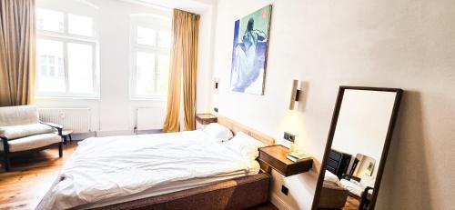 vice • the heart of friedrichshain, Berlin (Foto 7)