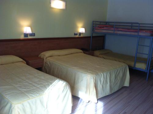 Hotel Ciutadella - image 12