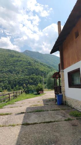 Lepsa home in Lepsa