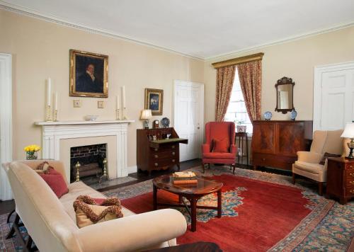 Linden - A Historic Antebellum Bed and Breakfast - image 2