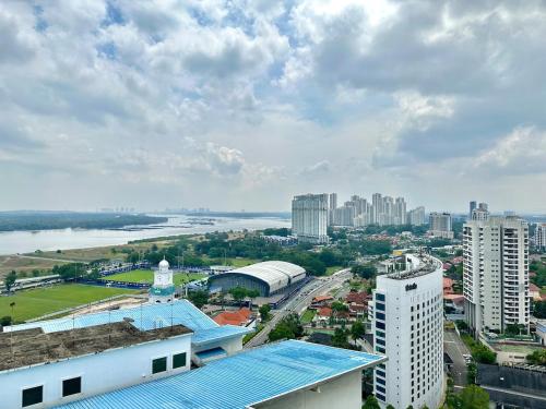 Golden Sand Couple Suites | 1B1B near Lido Beach