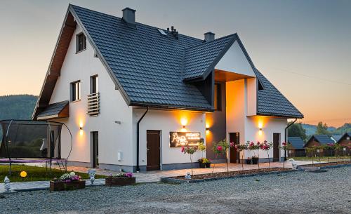 Solina Bóbrka Apartamenty PanDamazy 530-487-636z widokiem na kamieniołom i Zalew Myczkowiecki