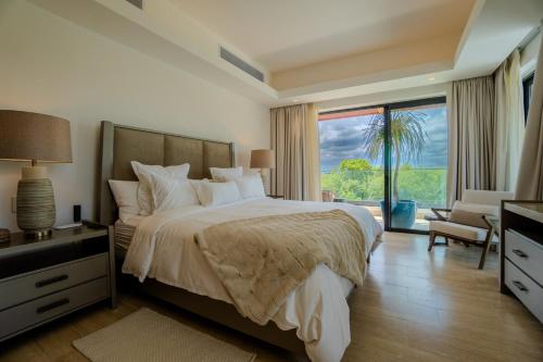 Villa Libertad, amazing pool ,modern design in لارومانا