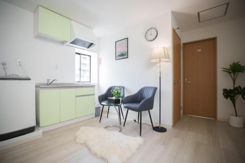 3 minutes to Shinjuku by subway-Nakanokaikan III