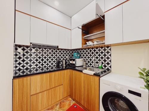 Peaceful Apartment | Prime Tay Ho Location* 202 - 주방
