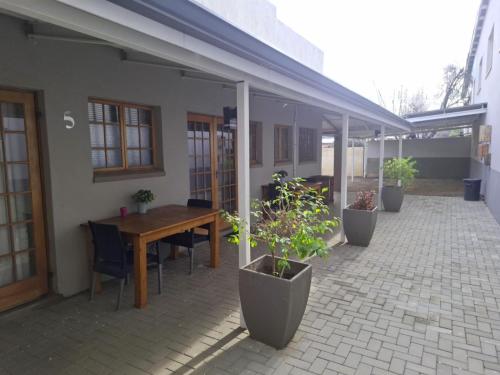 Viesnīcas āriene, Featherhouse in Colesberg