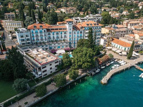Hotel Savoy Palace, Gardone Riviera bei Puegnago sul Garda