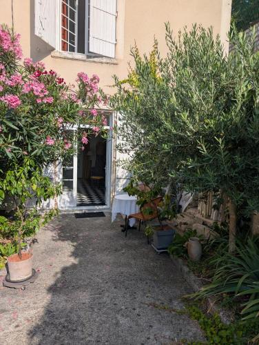 A szálláshely kívülről, Au Logis de Véchillot (Au Logis de Vechillot) in Angouleme Városközpont